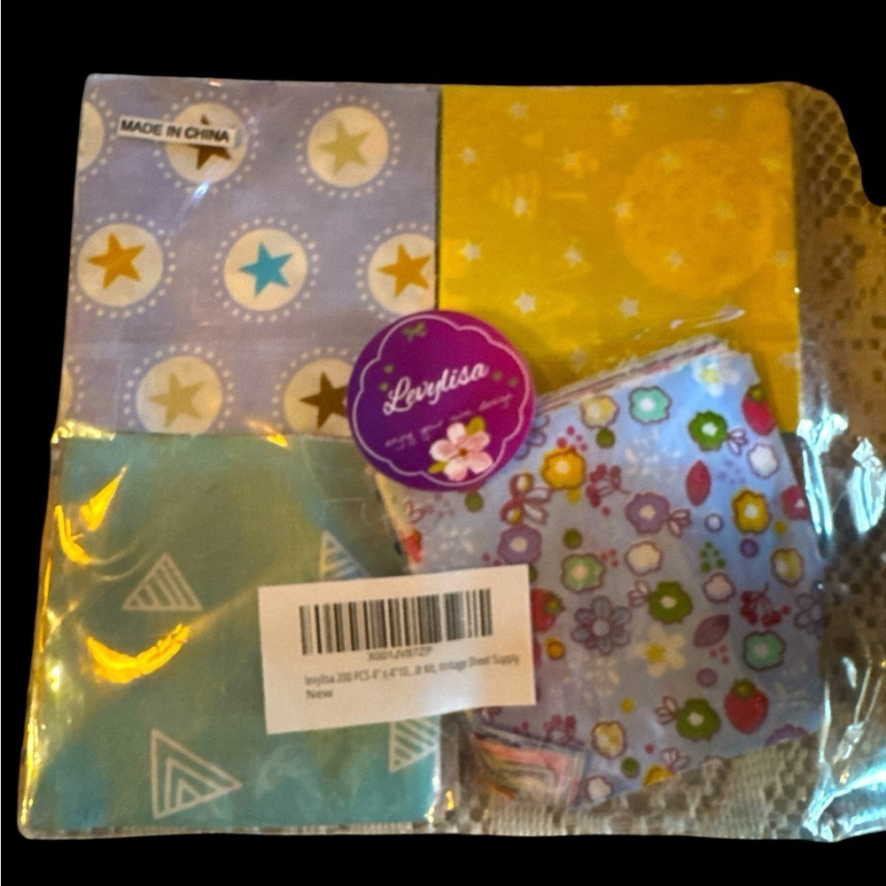 Quilting Misc 4” x 4” print Quilting Squares “levylisa” 200 pcs. NIP